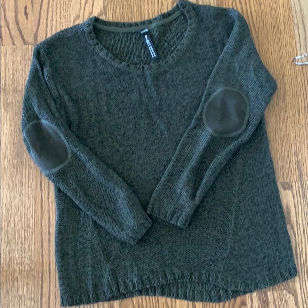 Design Lab Green Sweater with Elbow Patchwork